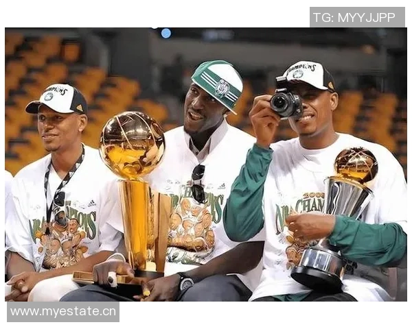 检方本可让罗齐尔自首却选择游街羞辱球员引发争议