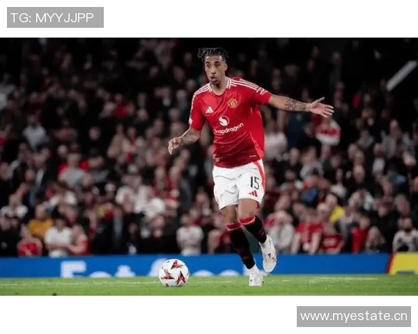 马奎尔拒绝沙特高薪愿意终老曼联展现忠诚与决心 马奎尔拒绝沙特高薪愿意终老曼联展现忠诚与决心