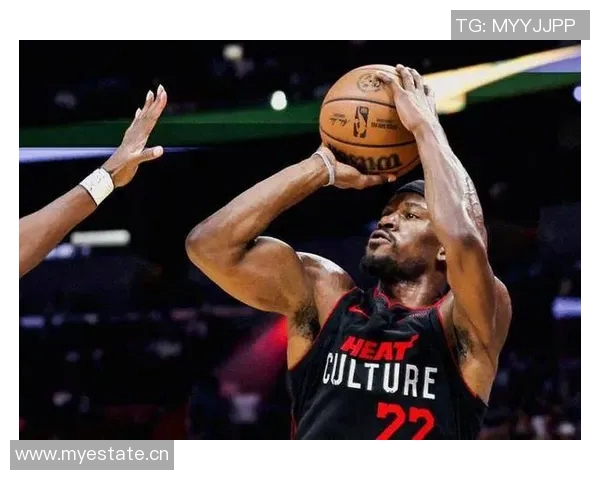 巴特勒在训练场展现统治力低调沉默却杀伤力十足