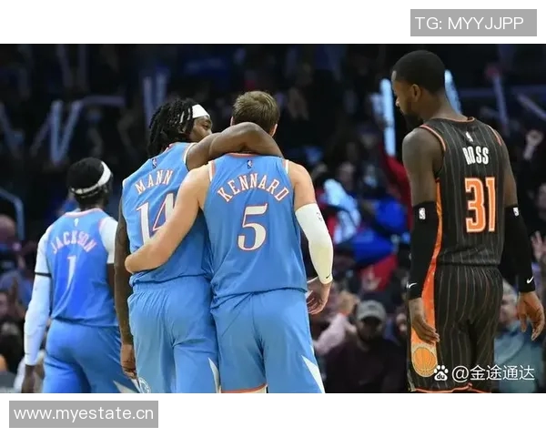 多支球队争抢保罗湖人掘金火箭尼克斯均表达兴趣 多支球队争抢保罗湖人掘金火箭尼克斯均表达兴趣