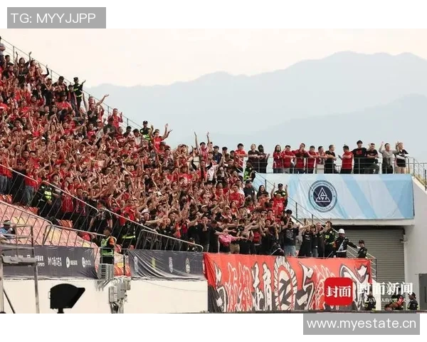 深圳新鹏城在肇庆新区体育中心举行官训迎接联赛收官战