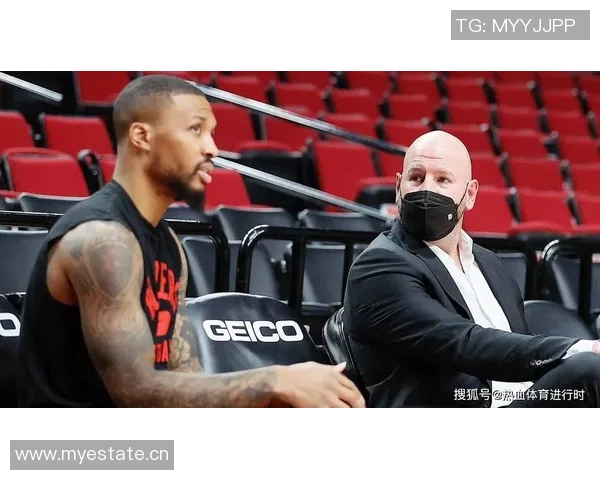 克罗宁执教多年未能带队进季后赛球迷呼吁更换主帅引发热议 克罗宁执教多年未能带队进季后赛球迷呼吁更换主帅引发热议