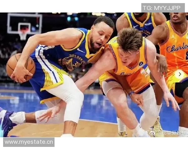 勇士对雷霆库里缺阵上次交锋惨遭杰伦带队24分痛击 勇士对雷霆库里缺阵上次交锋惨遭杰伦带队24分痛击